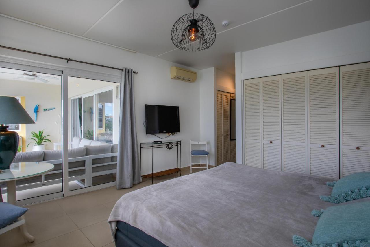 Blue Bay Beach Apartments Ngoại thất bức ảnh