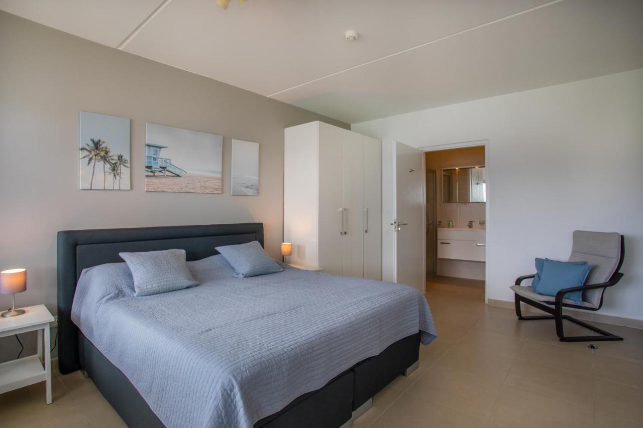 Blue Bay Beach Apartments Ngoại thất bức ảnh