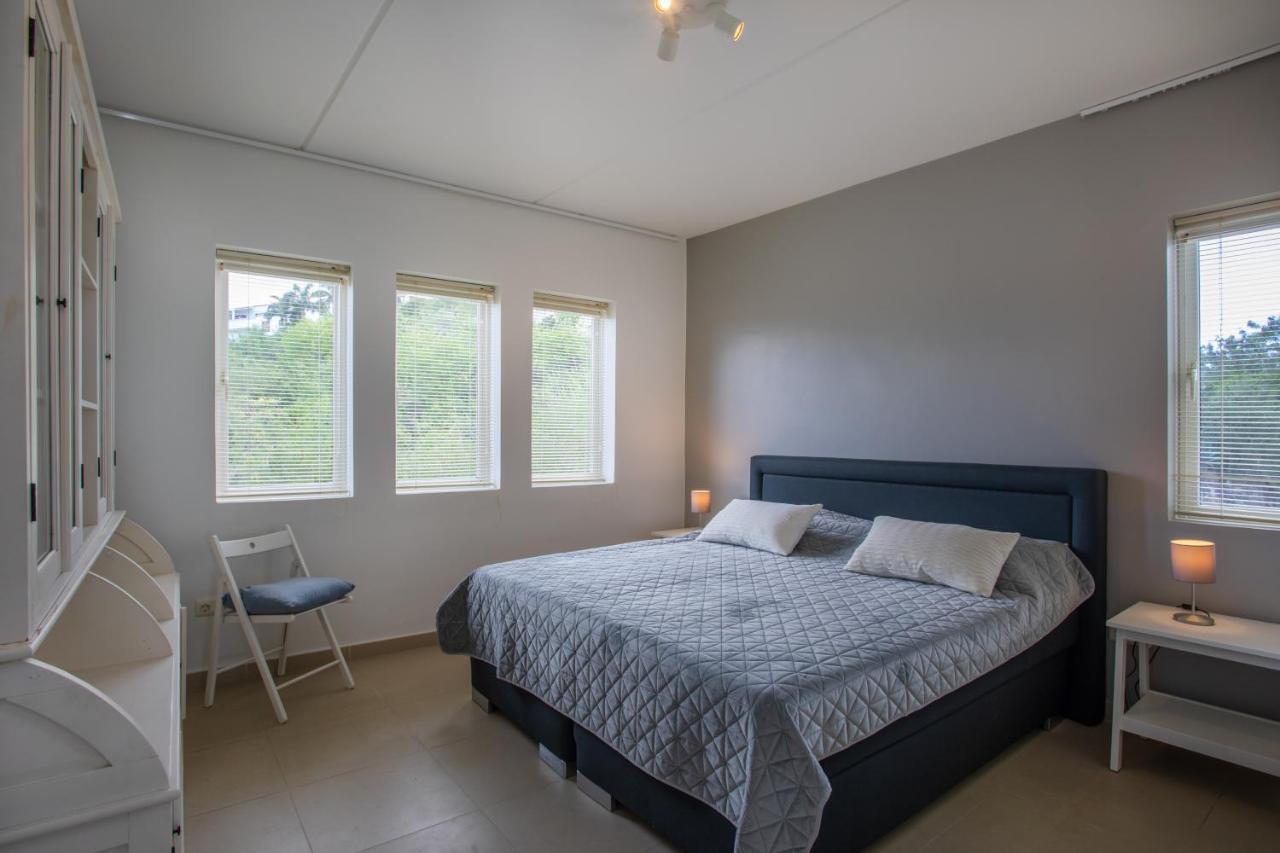 Blue Bay Beach Apartments Ngoại thất bức ảnh