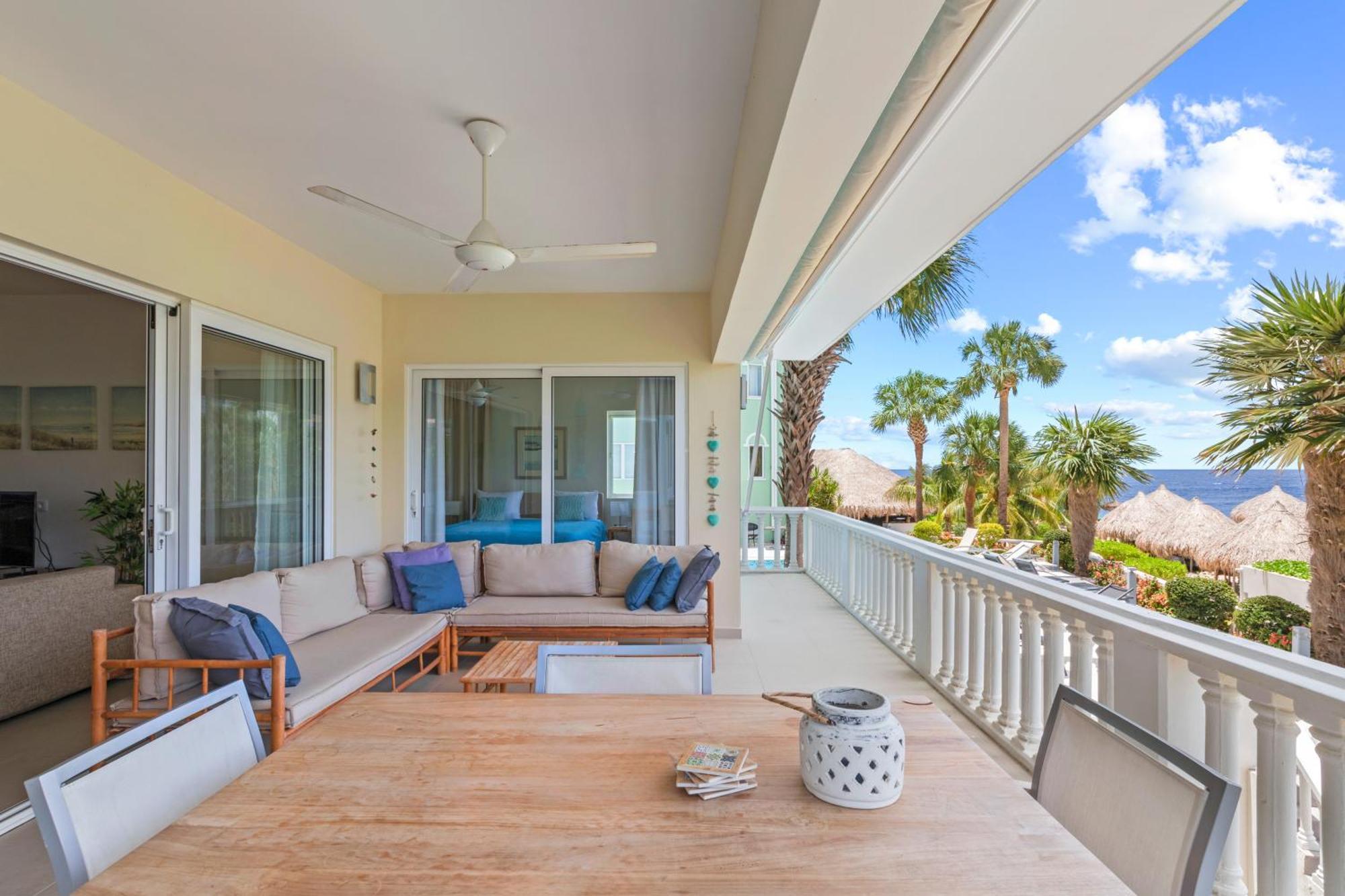 Blue Bay Beach Apartments Ngoại thất bức ảnh