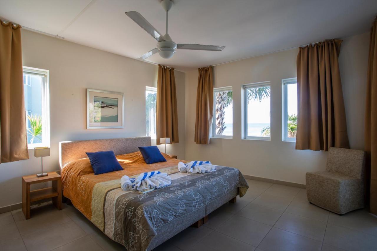 Blue Bay Beach Apartments Ngoại thất bức ảnh